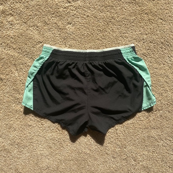 ❌SOLD❌Nike Dri-fit Running shorts Size M - Picture 4 of 5